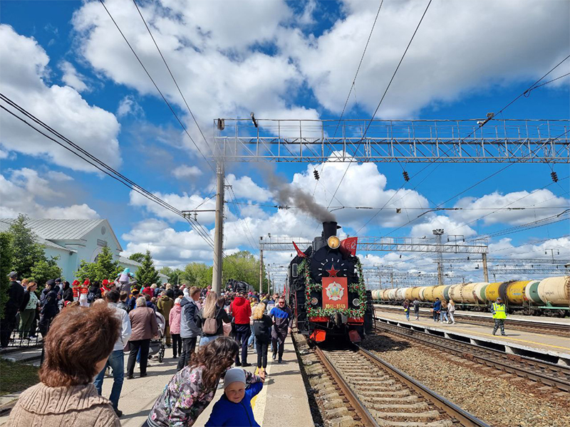 Укажите подпись к картинке.